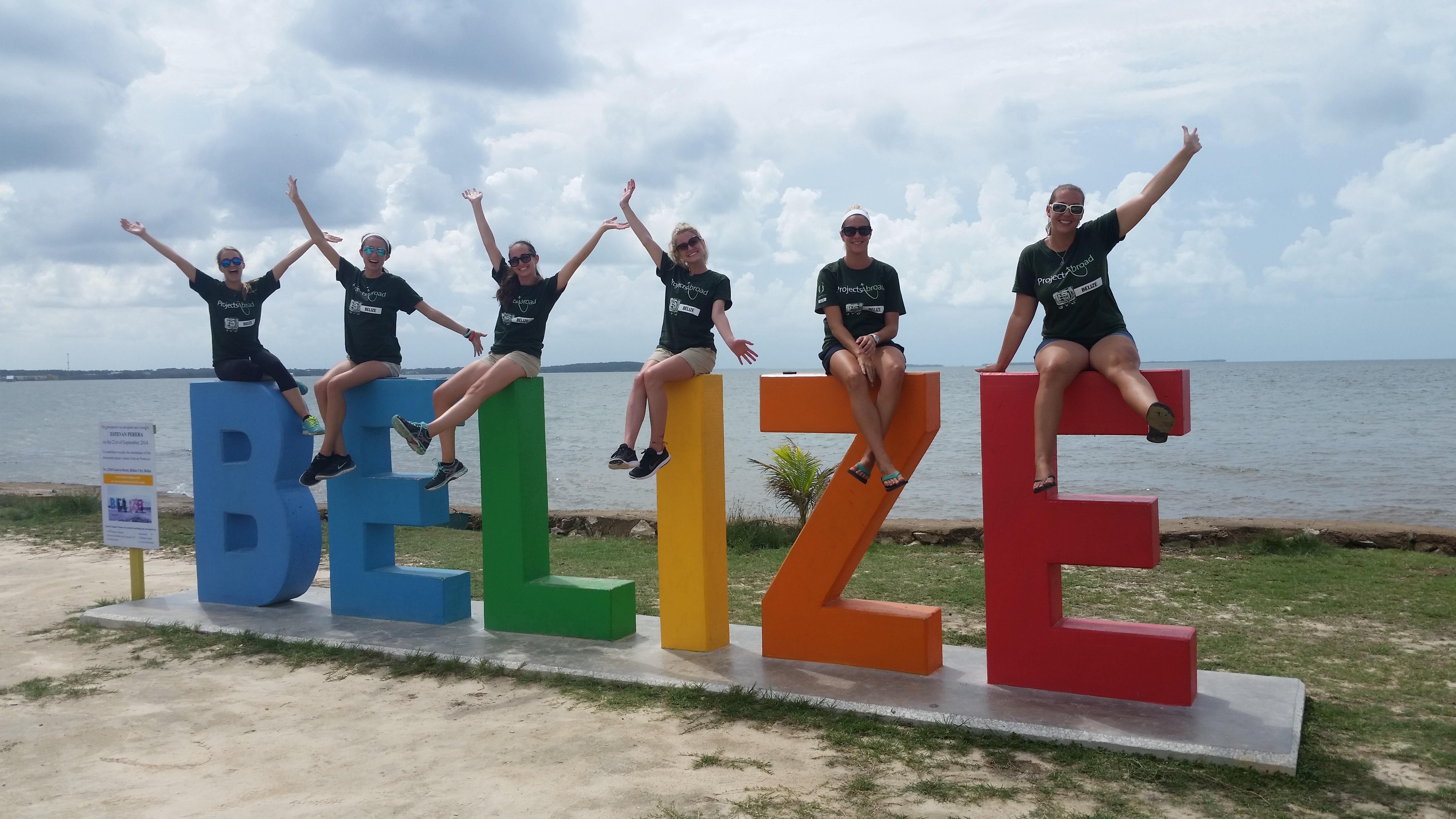 A group of teenagers exploring Belize as part of their volunteer Conservation Project Projects Abroad's organised leisure activities during our volunteer Conservation Project in Belize for high school students